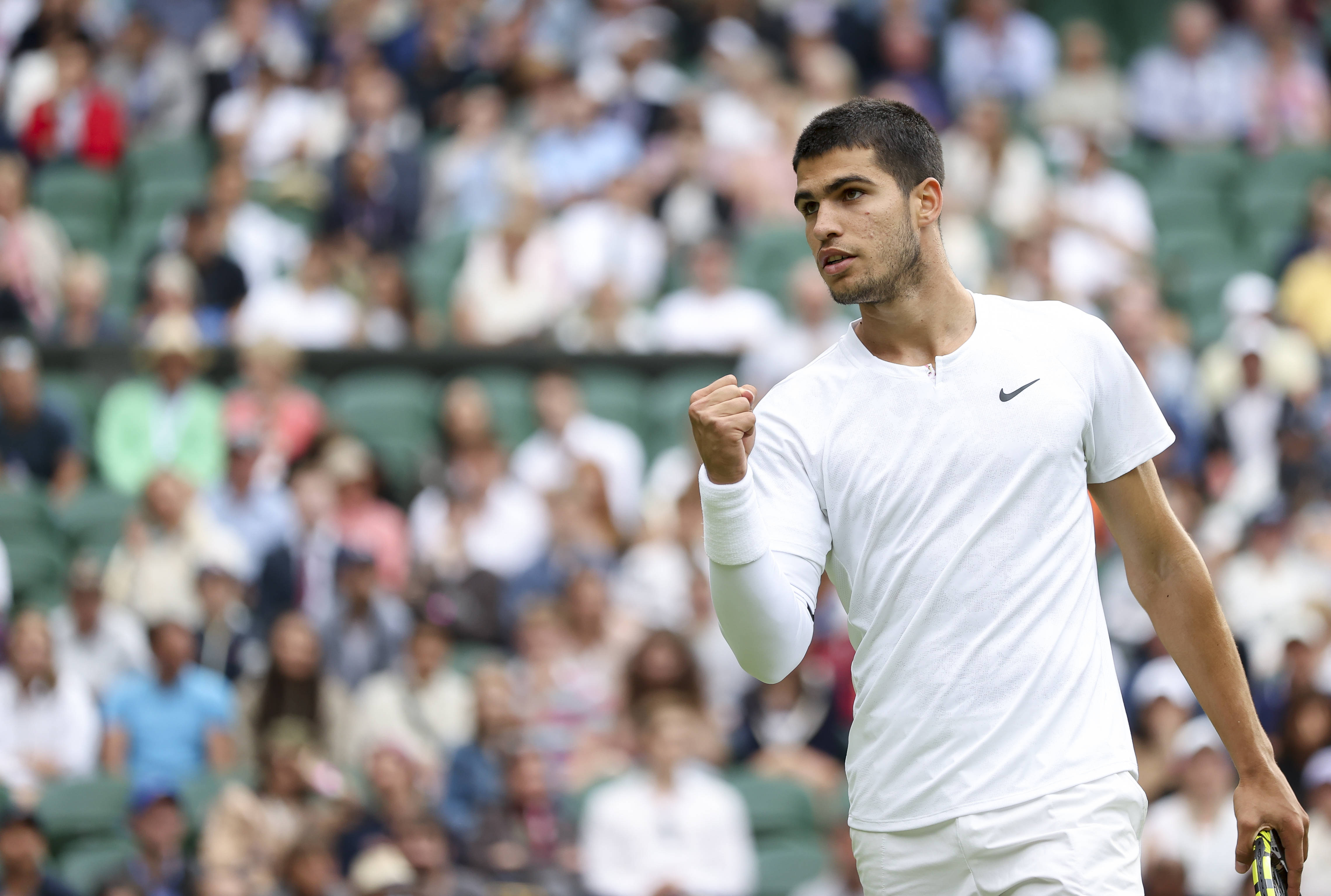 超联赛的发 超联赛的发